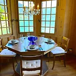 Concierge, Boat House Scenic Views By Swisshut * سيغريسويل