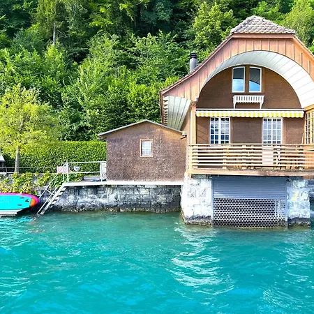 SwissHut Stunning Views Alps Lake - Chalet Monbijou Chalet Sigriswil