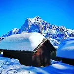 Concierge, Boat House Scenic Views By Swisshut Sigriswil