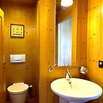 Concierge, Boat House Scenic Views By Swisshut Horská chata