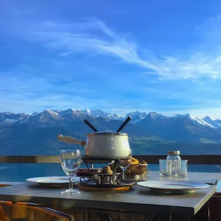 Chalet Swisshut Stunning Views Alps - Monbijou