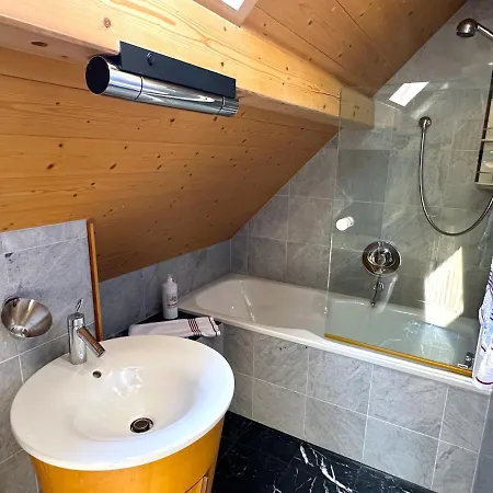 Thun Alps Scenic Views And Concierge By Swisshut Alpesi faház *